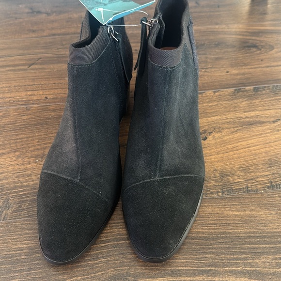 Tom’s black ankle boots NWT women size 12 Loren black suede/felt - Picture 2 of 7